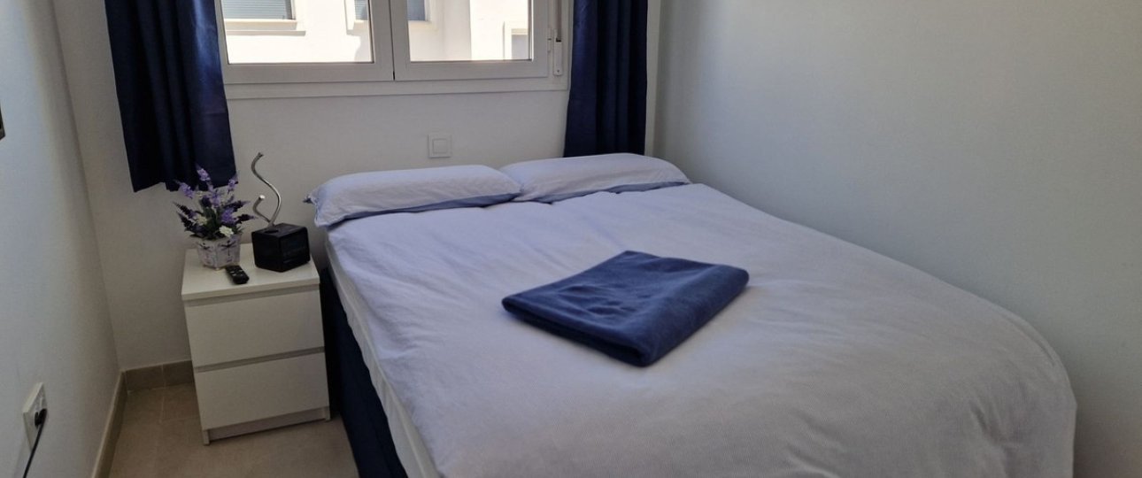 Resale - apartment - Estepona - Estepona Centro