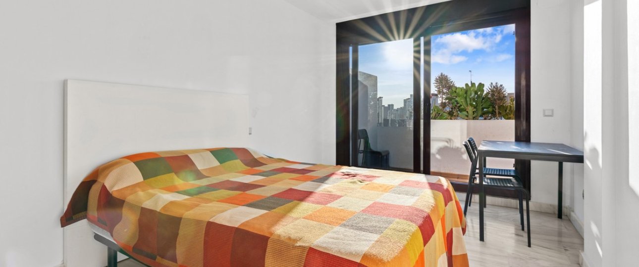 Resale - apartment - Estepona - Estepona Centro