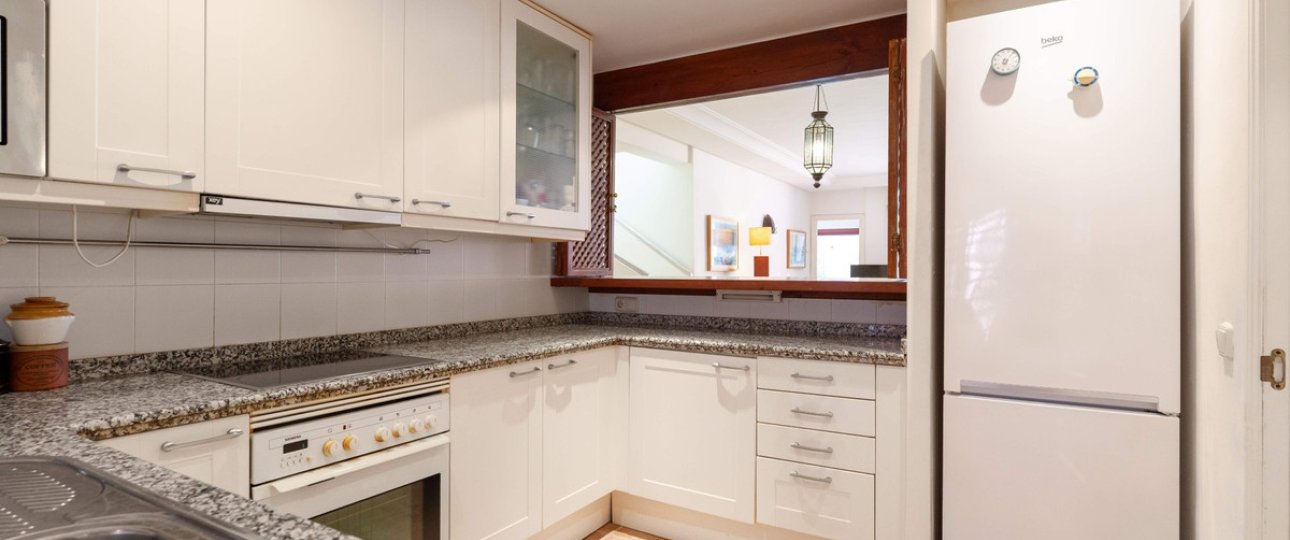 Resale - apartment - Estepona - Estepona Centro
