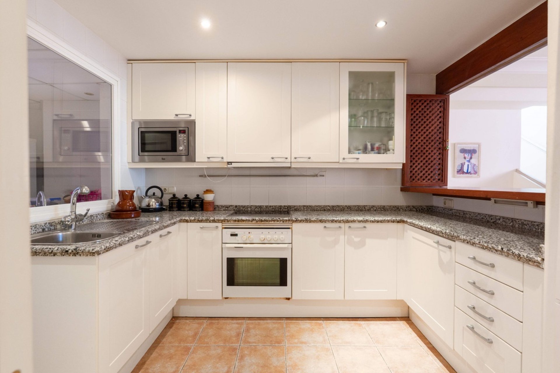 Resale - apartment - Estepona - Estepona Centro
