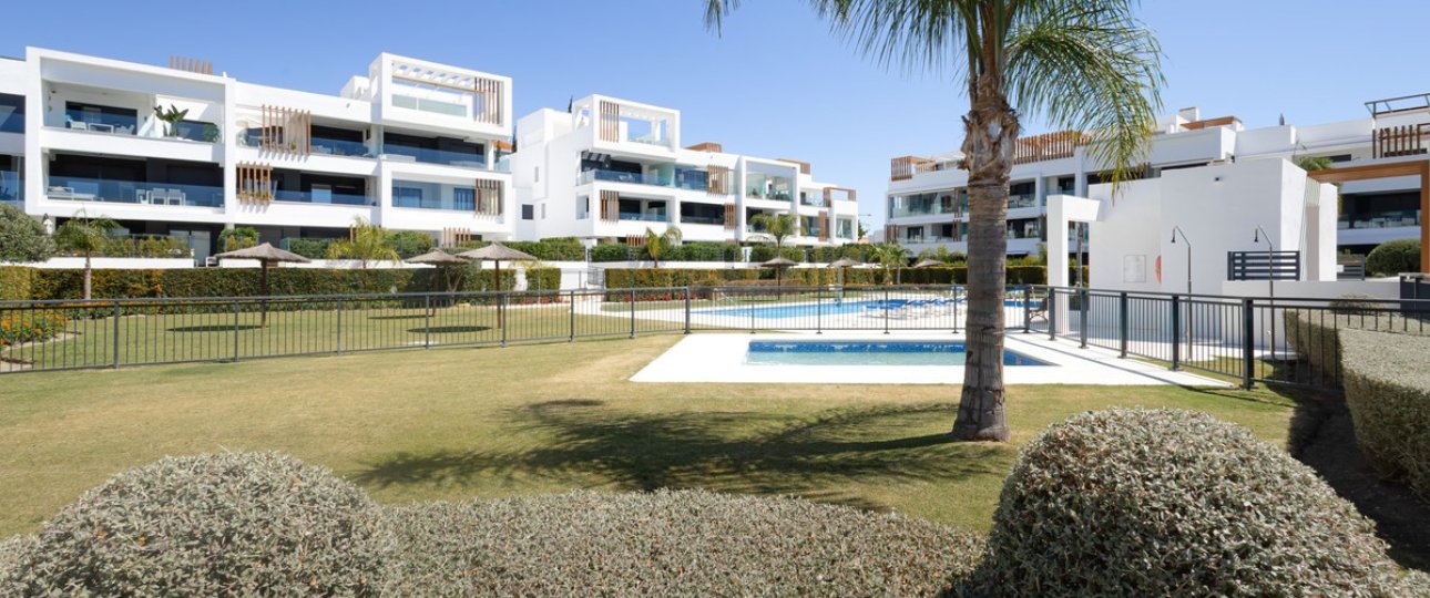 Resale - apartment - Estepona - Estepona Centro