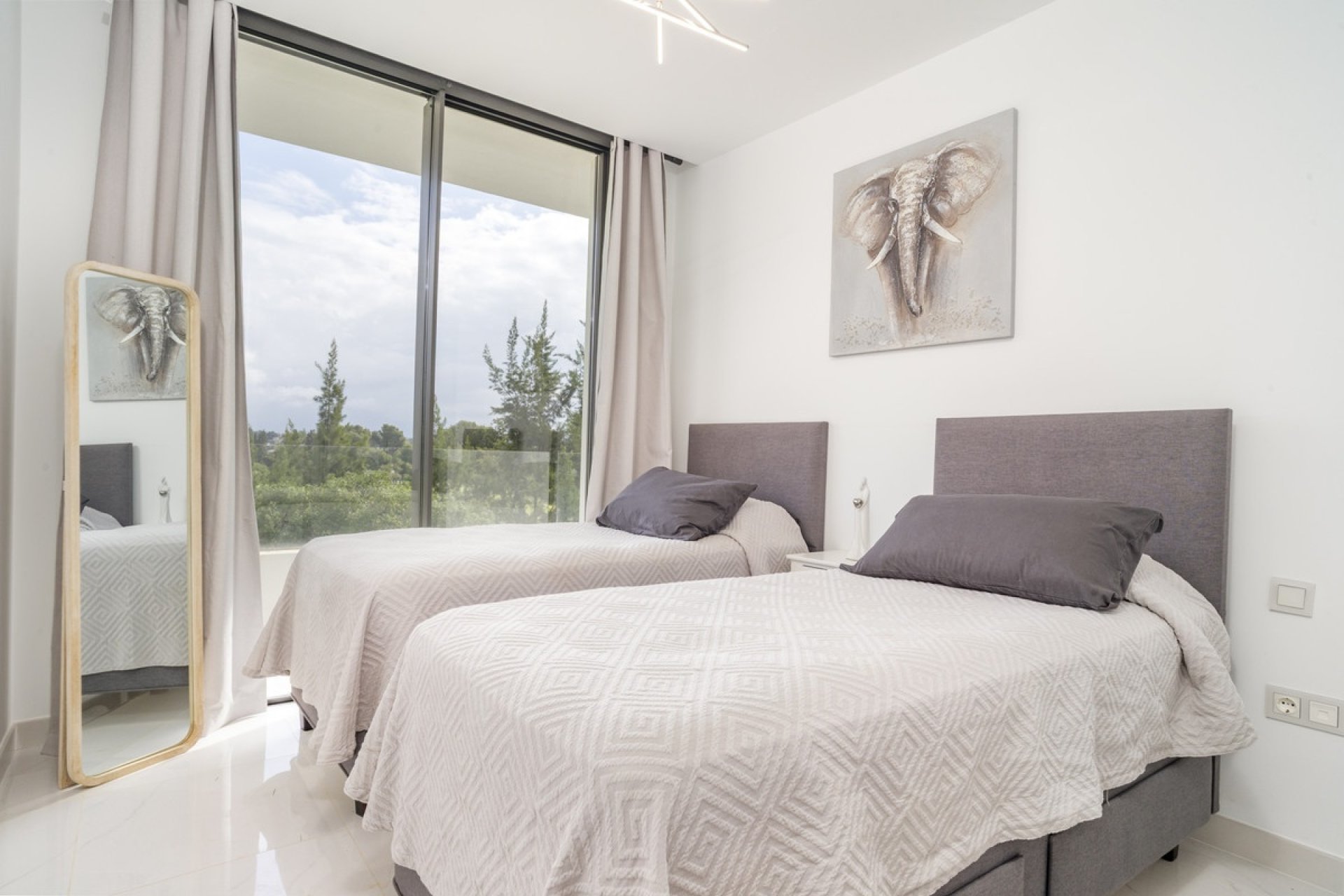Resale - apartment - Estepona - Estepona Centro