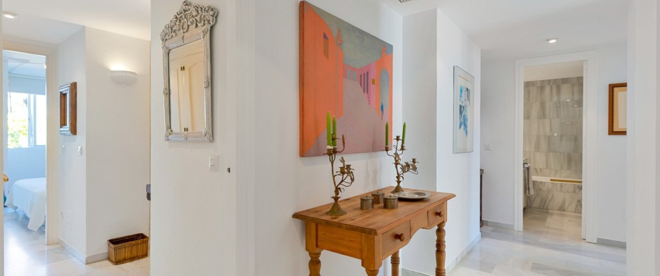 Resale - apartment - Estepona - Estepona Centro