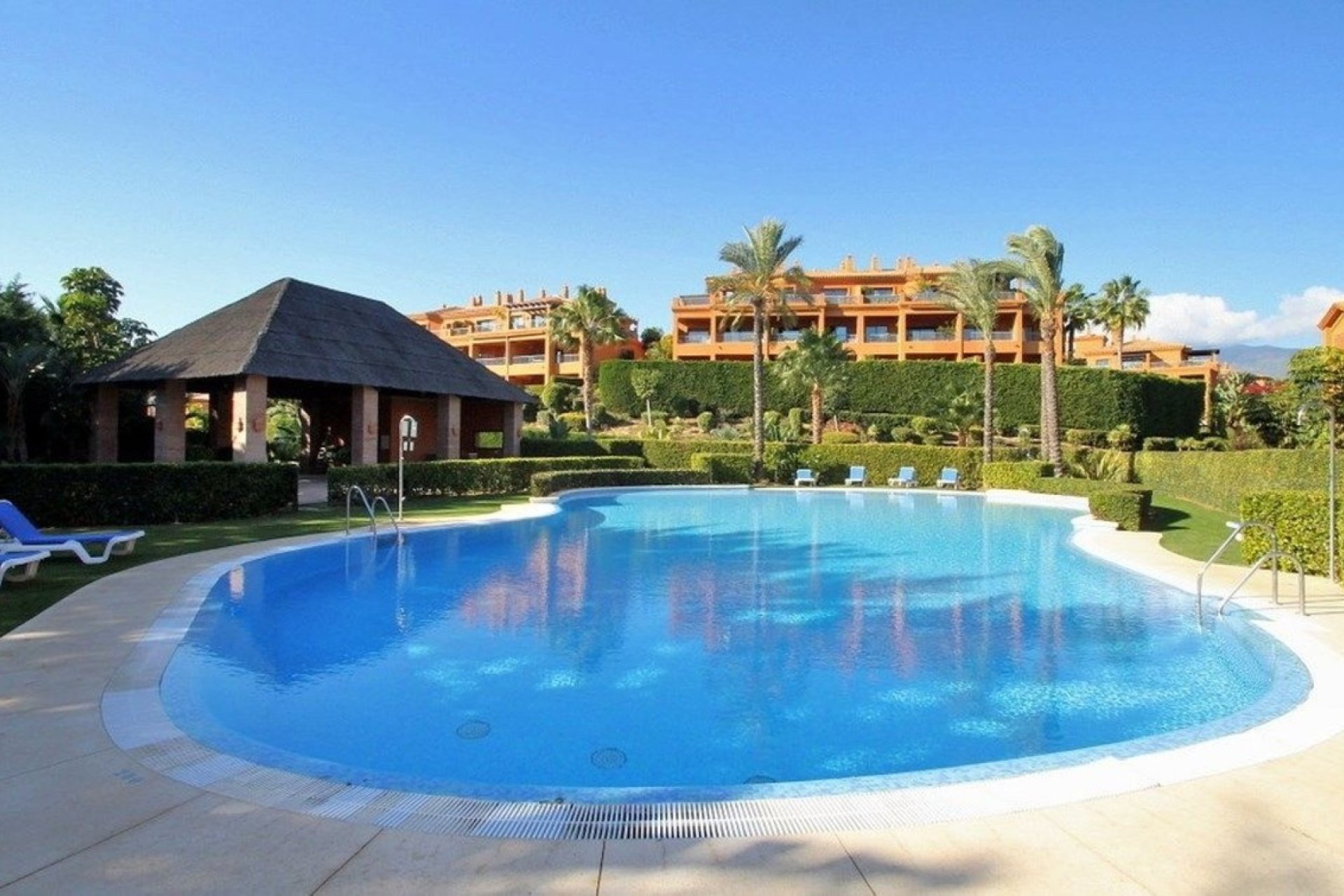 Resale - apartment - Estepona - Estepona Centro