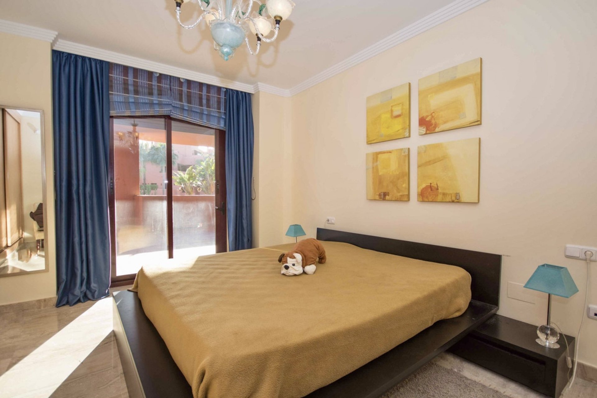 Resale - apartment - Estepona - Estepona Centro