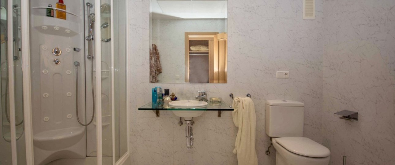 Resale - apartment - Estepona - Estepona Centro