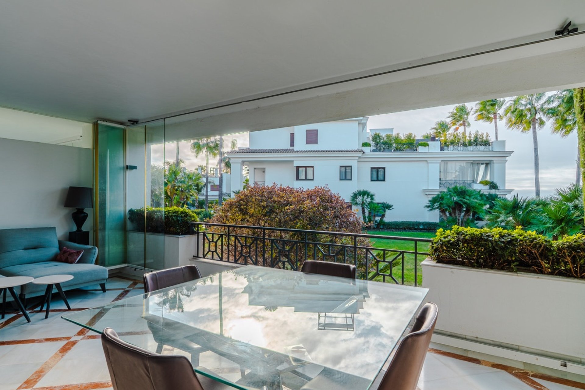 Resale - apartment - Estepona - Estepona Centro