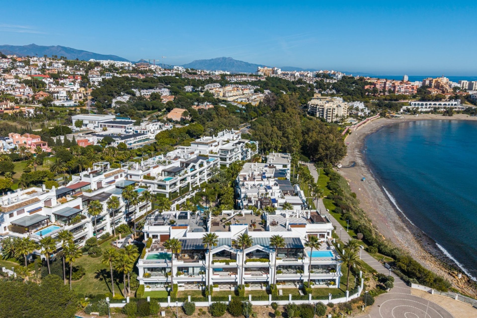 Resale - apartment - Estepona - Estepona Centro