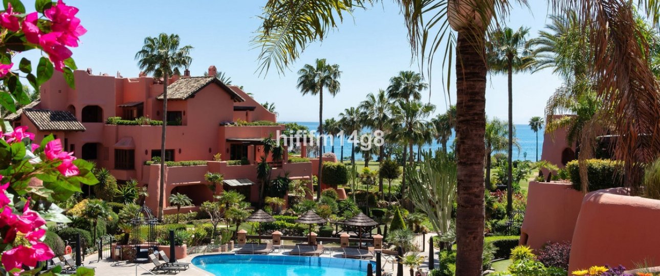 Resale - apartment - Estepona - Estepona Centro