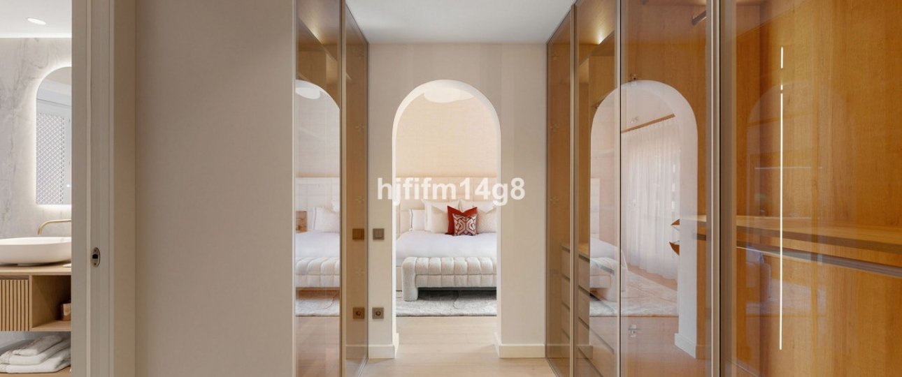 Resale - apartment - Estepona - Estepona Centro