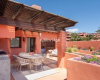 Resale - apartment - Estepona - Estepona Centro