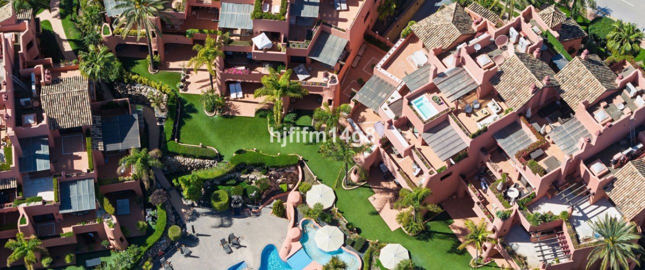 Resale - apartment - Estepona - Estepona Centro