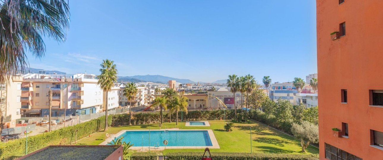 Resale - apartment - Estepona - Estepona Centro