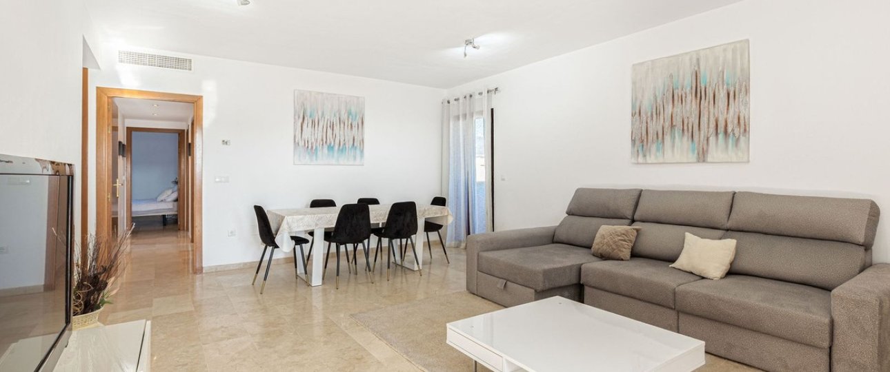 Resale - apartment - Estepona - Estepona Centro