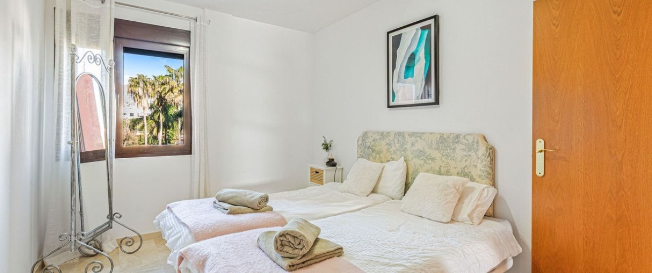 Resale - apartment - Estepona - Estepona Centro