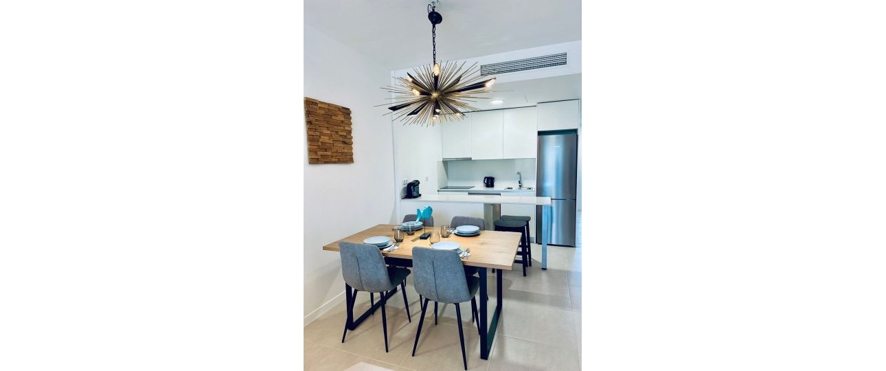 Resale - apartment - Estepona - Estepona Centro
