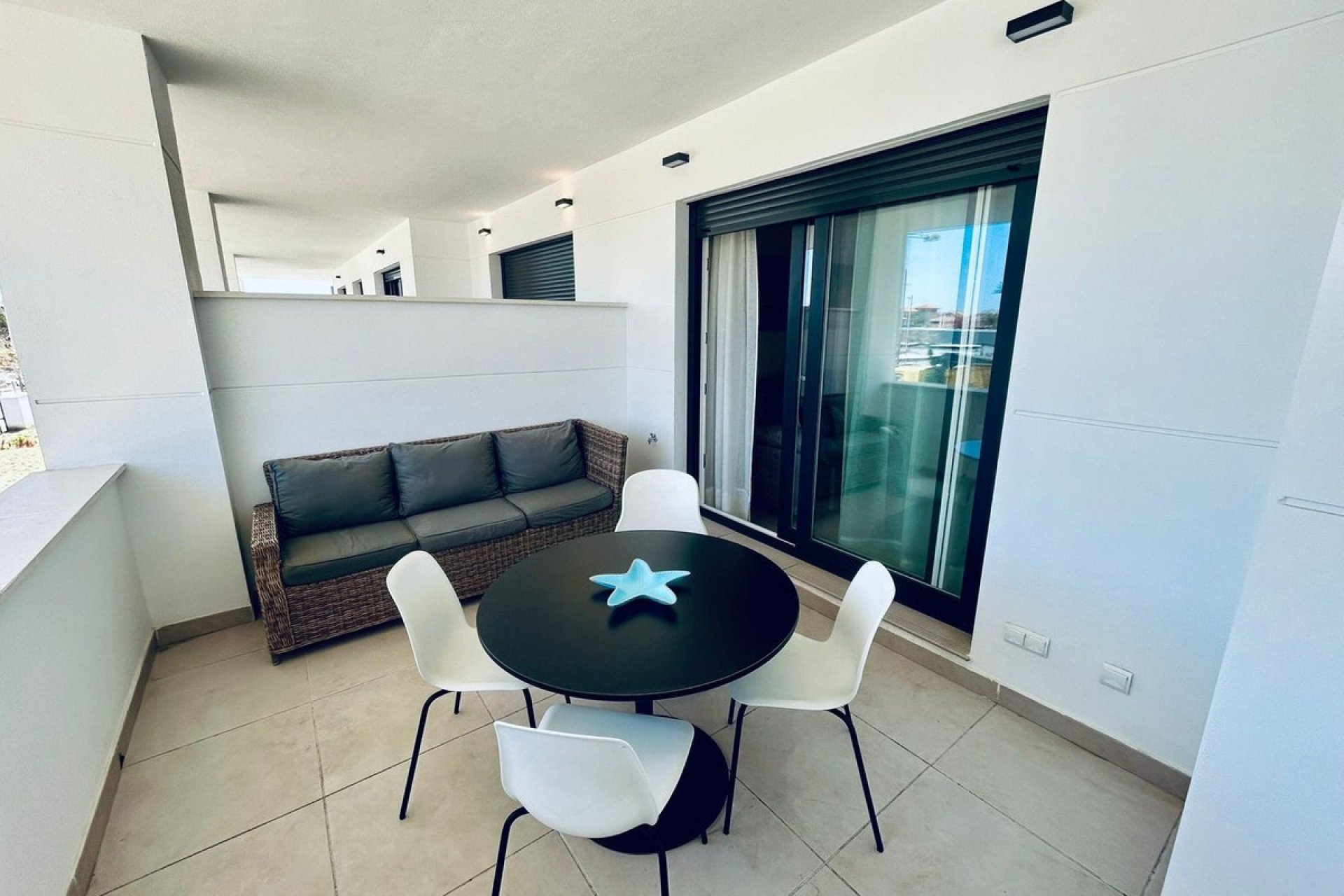 Resale - apartment - Estepona - Estepona Centro