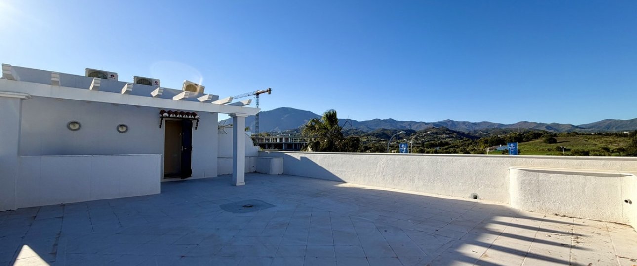 Resale - apartment - Estepona - Estepona Centro