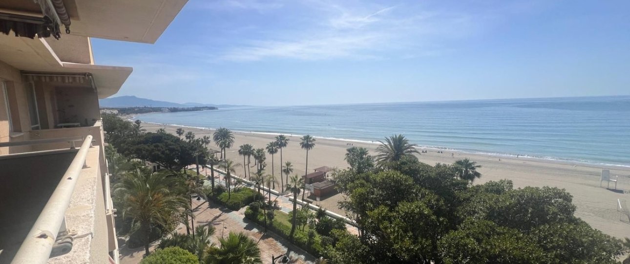 Resale - apartment - Estepona - Estepona Centro