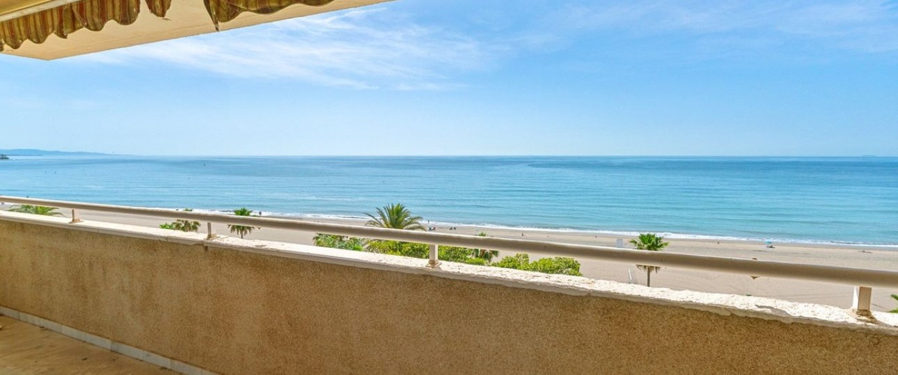 Resale - apartment - Estepona - Estepona Centro