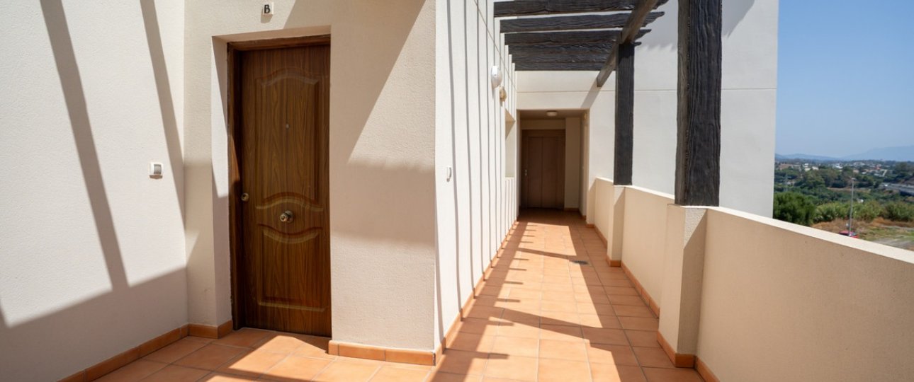 Resale - apartment - Estepona - Estepona Centro