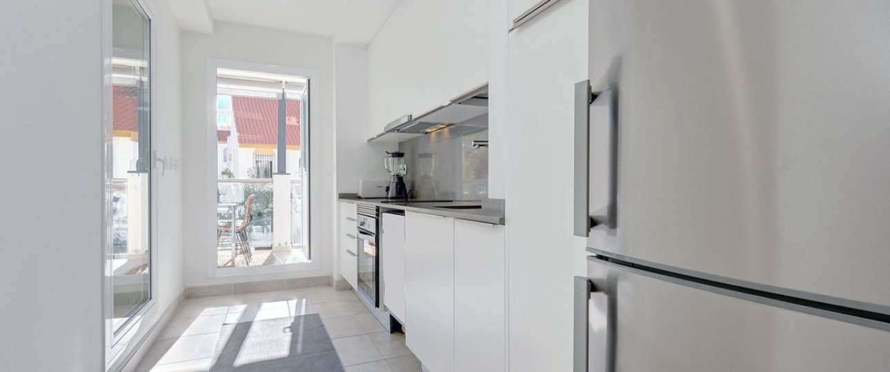 Resale - apartment - Estepona - Estepona Centro