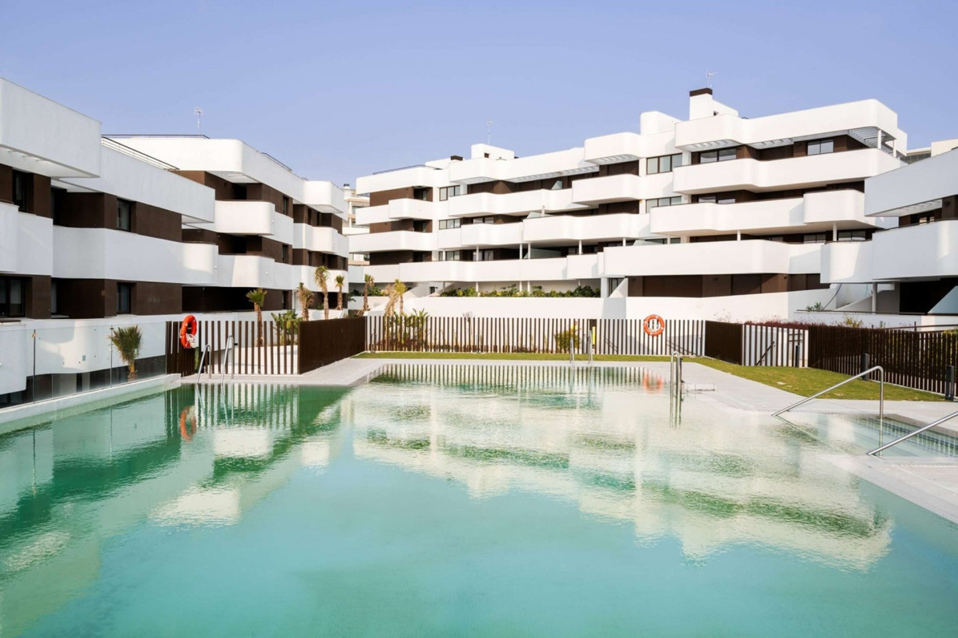 Resale - apartment - Estepona - Estepona Centro