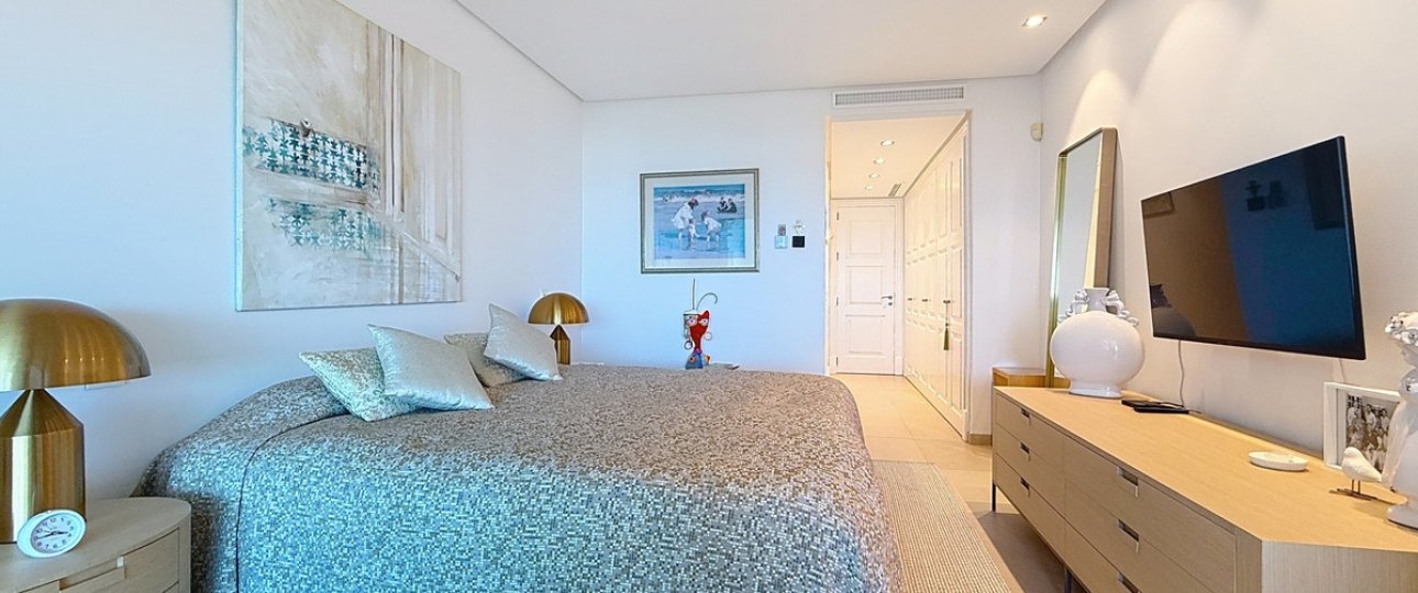 Resale - apartment - Estepona - Estepona Centro
