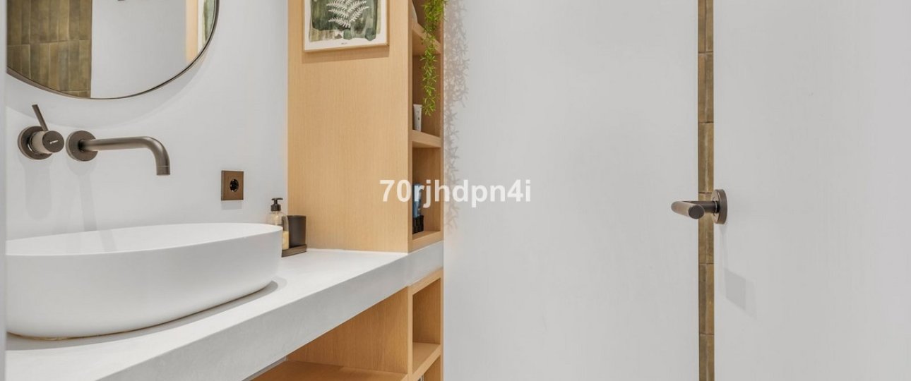 Resale - apartment - Estepona - Estepona Centro