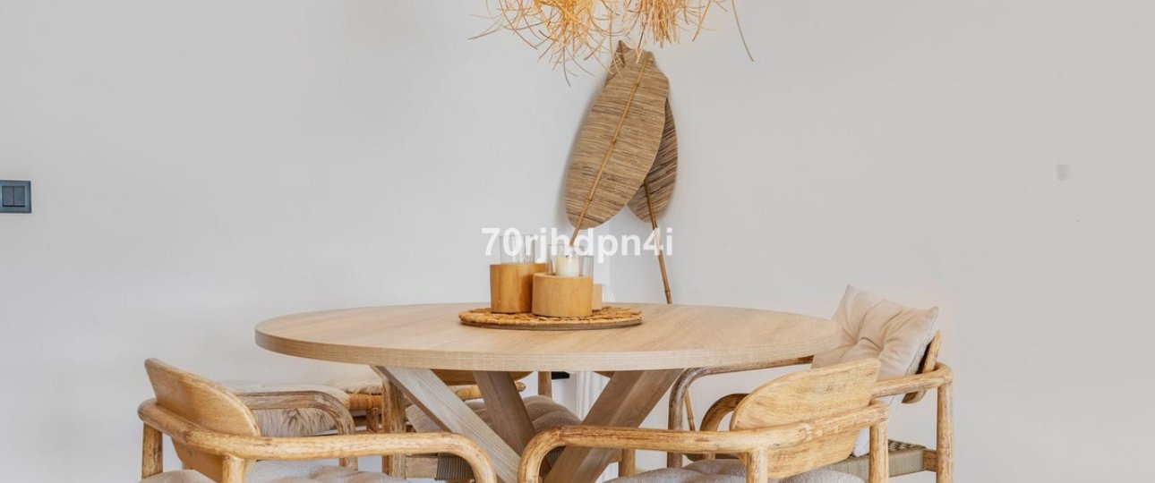 Resale - apartment - Estepona - Estepona Centro