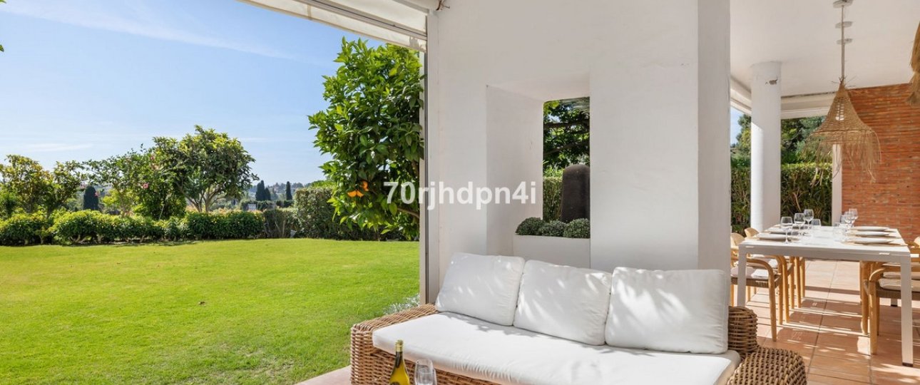 Resale - apartment - Estepona - Estepona Centro