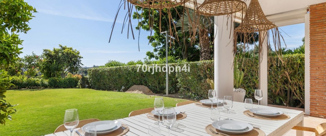 Resale - apartment - Estepona - Estepona Centro