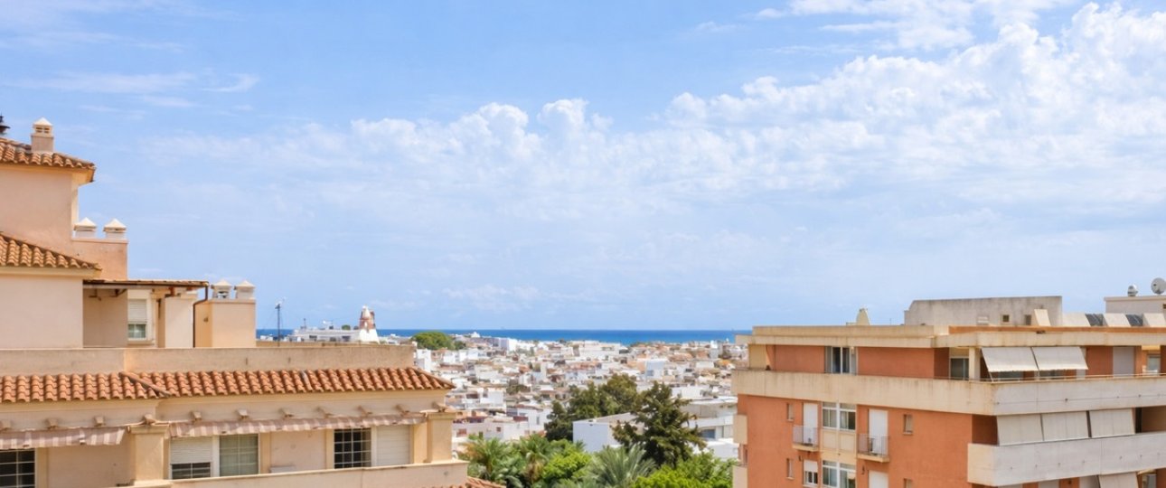 Resale - apartment - Estepona - Estepona Centro