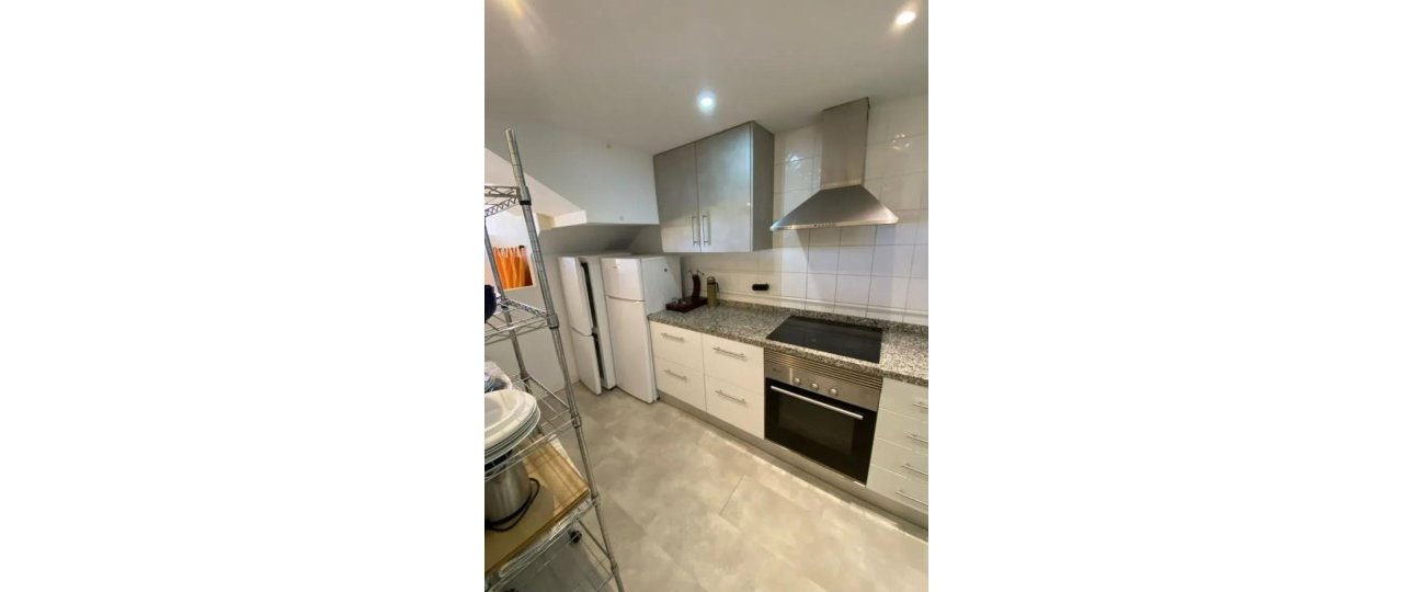 Resale - apartment - Estepona - Estepona Centro