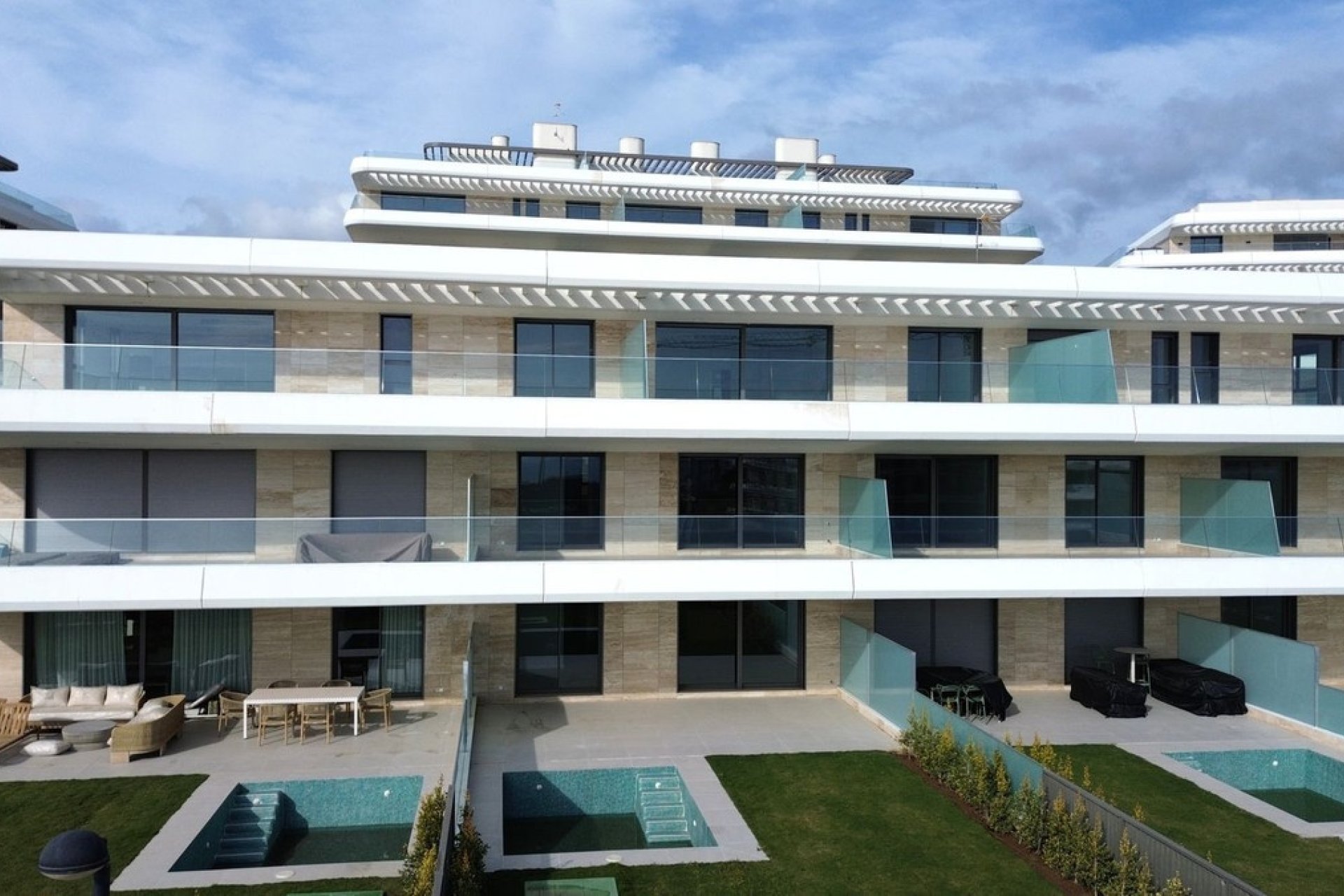 Resale - apartment - Estepona - Estepona Centro
