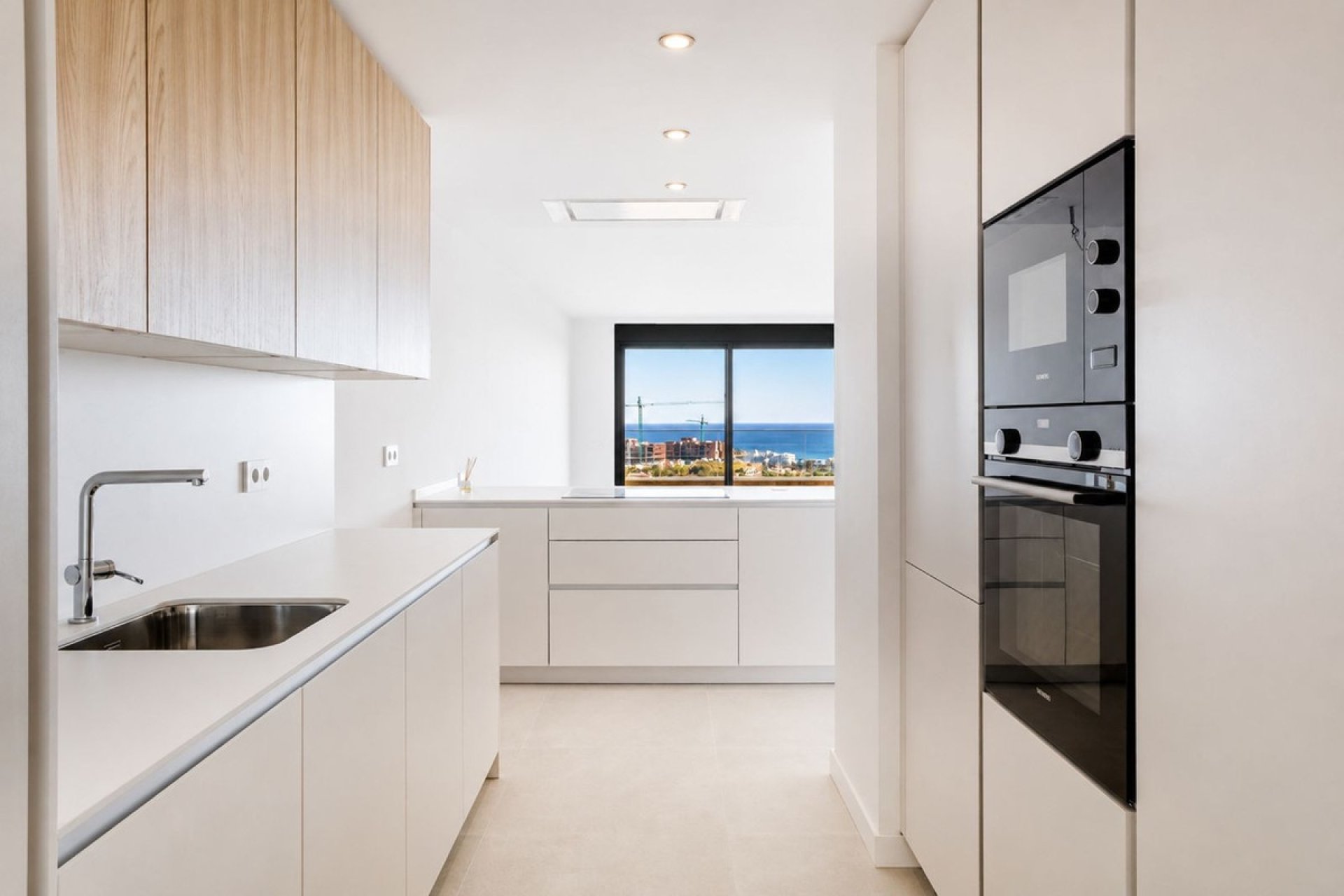 Resale - apartment - Estepona - Estepona Centro