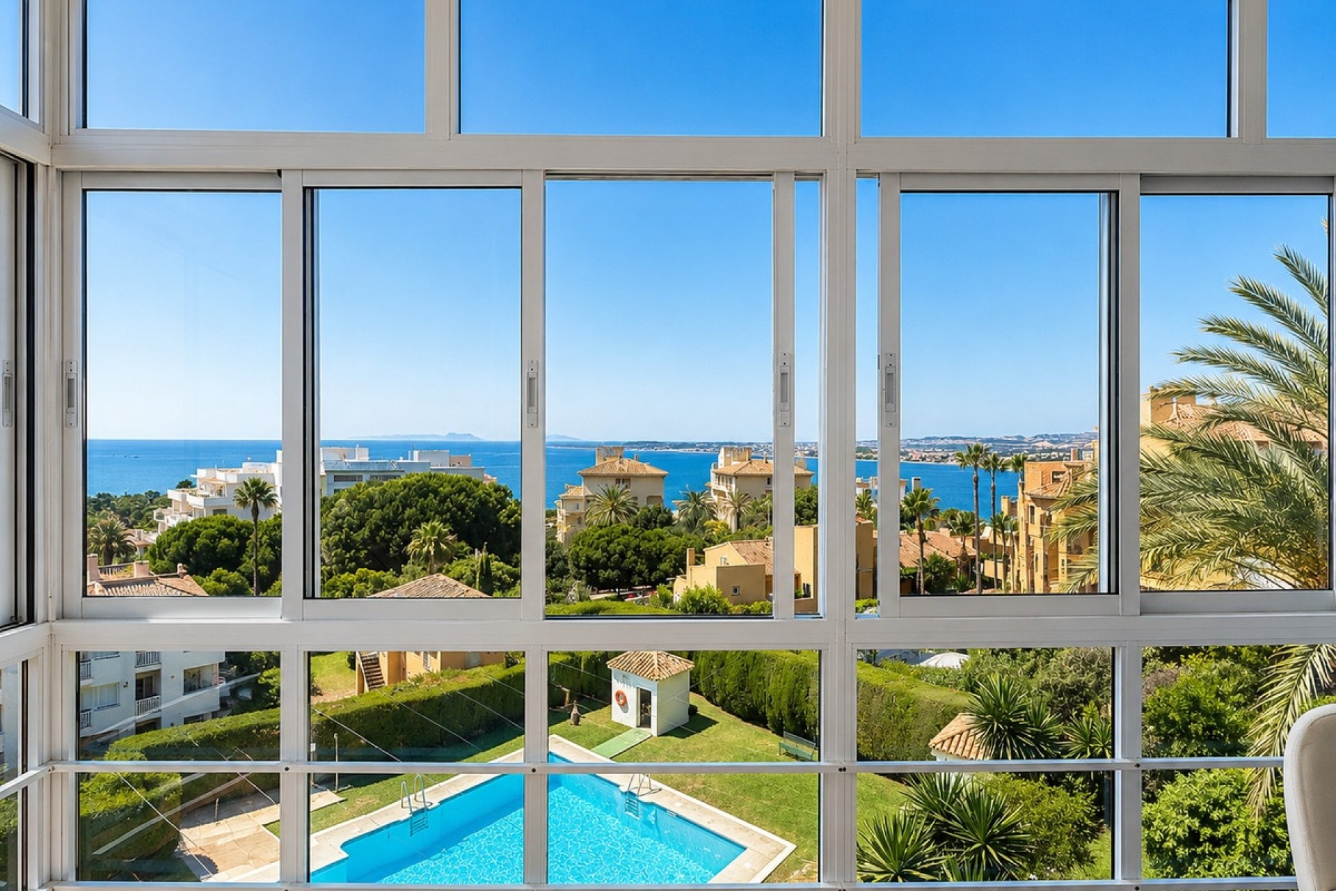 Resale - apartment - Estepona - Estepona Centro