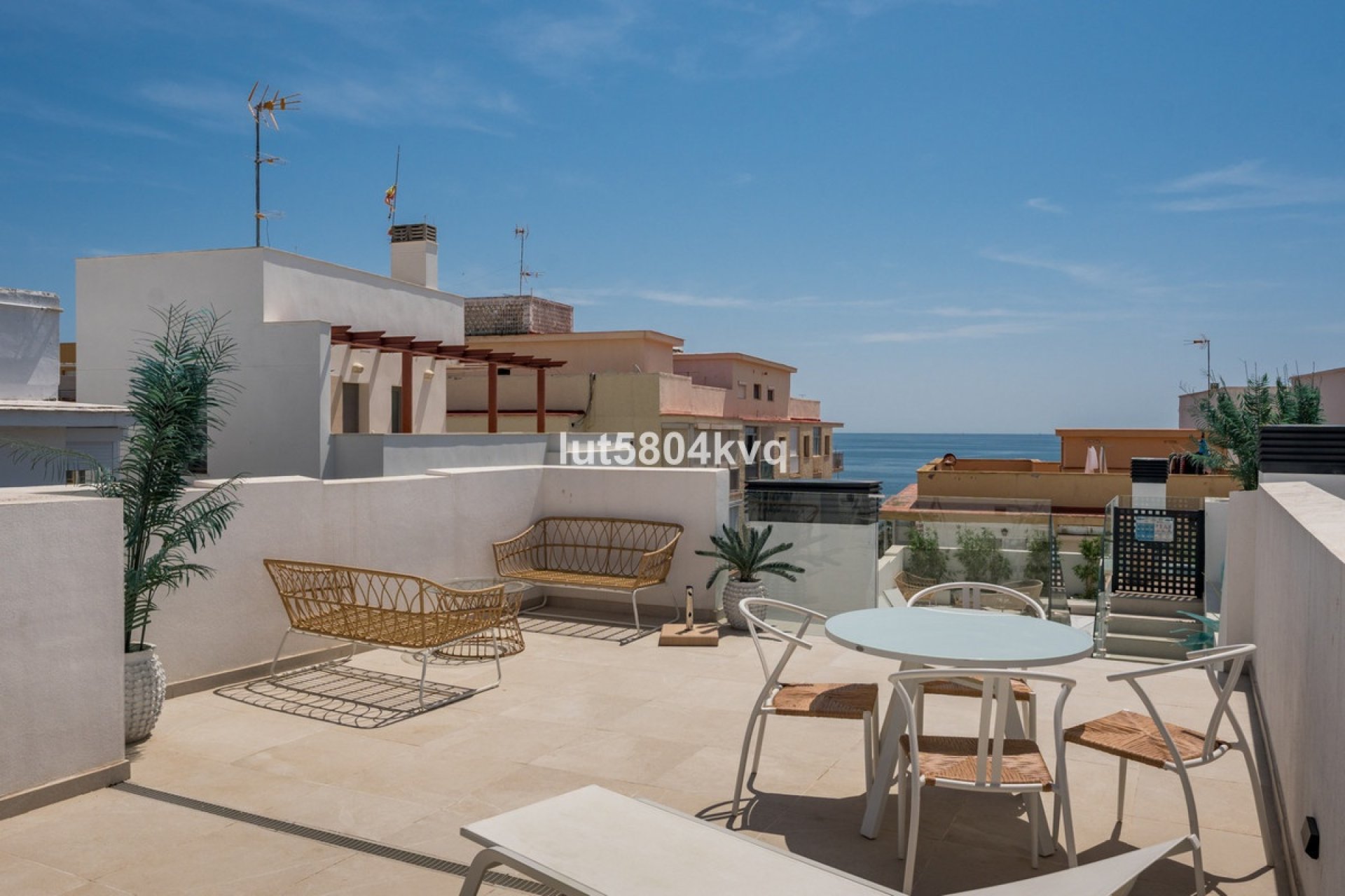 Resale - apartment - Estepona - Estepona Centro