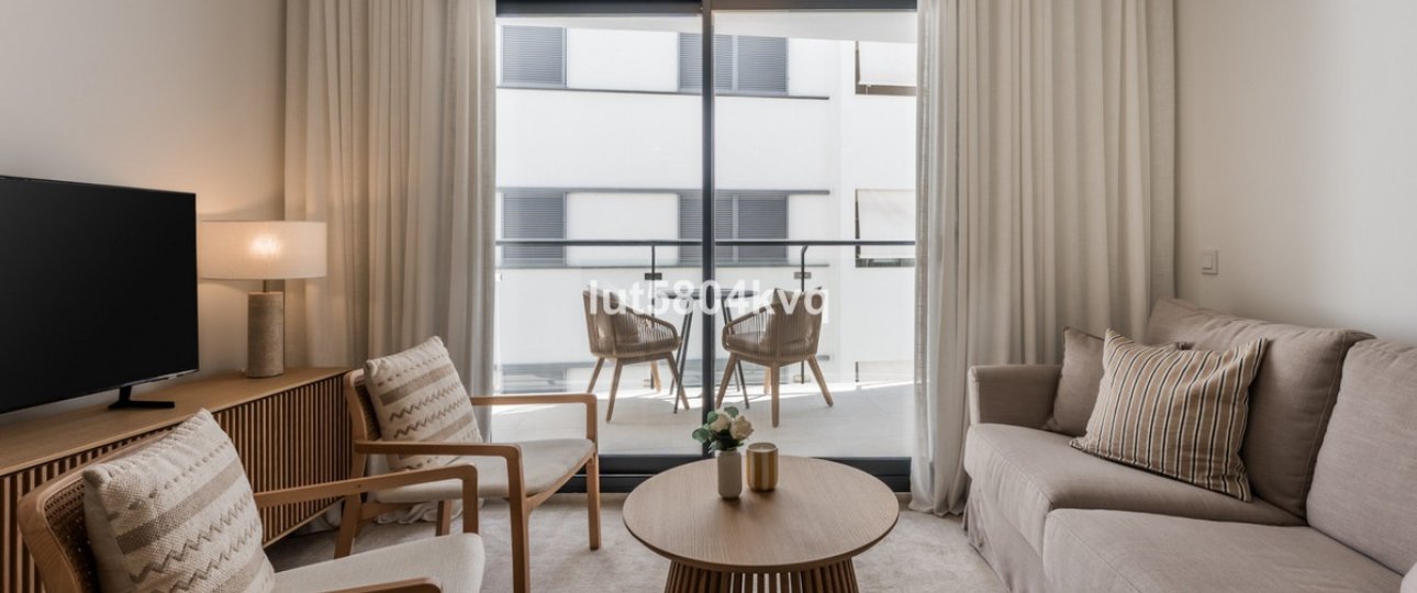 Resale - apartment - Estepona - Estepona Centro