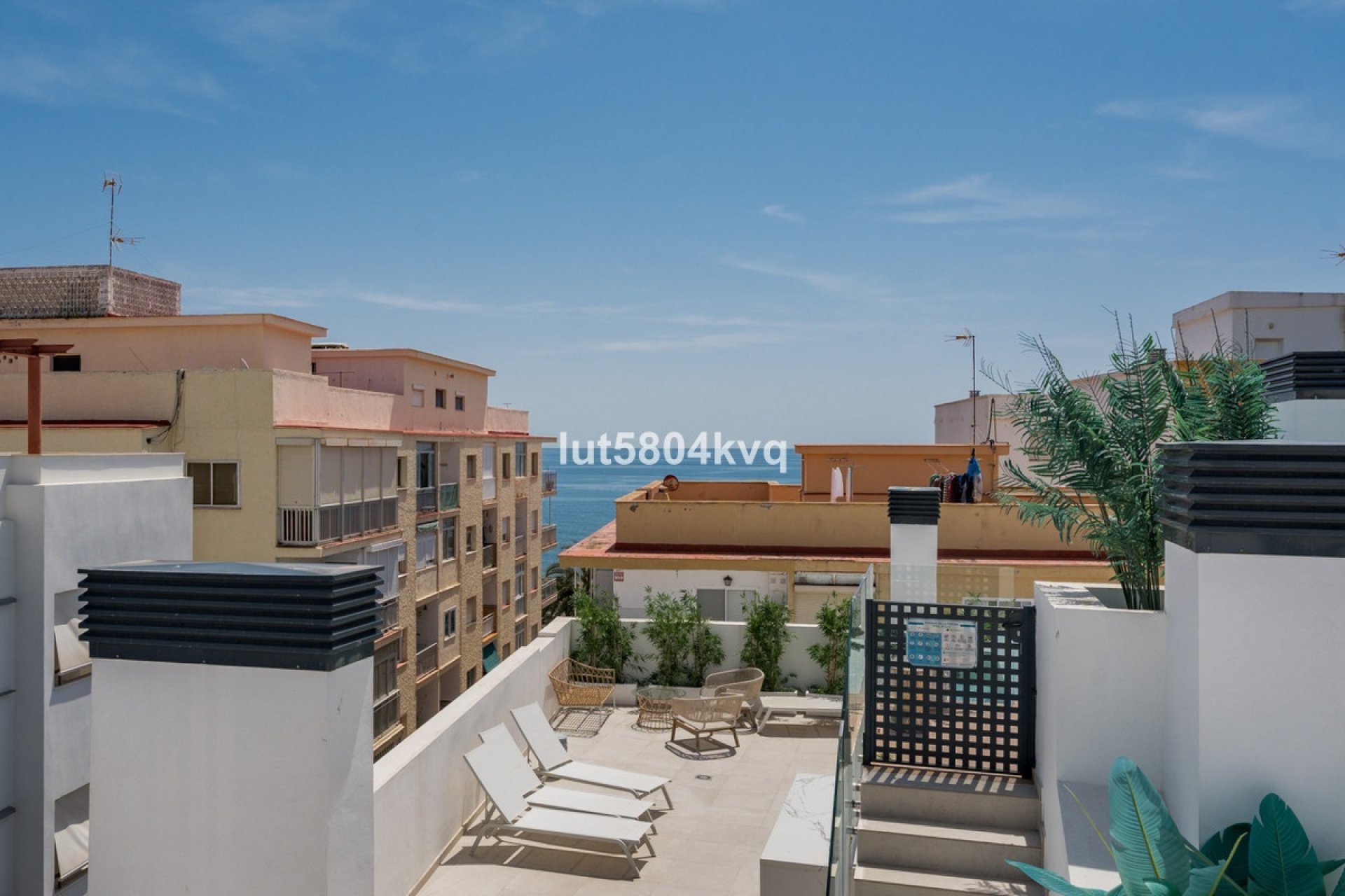Resale - apartment - Estepona - Estepona Centro