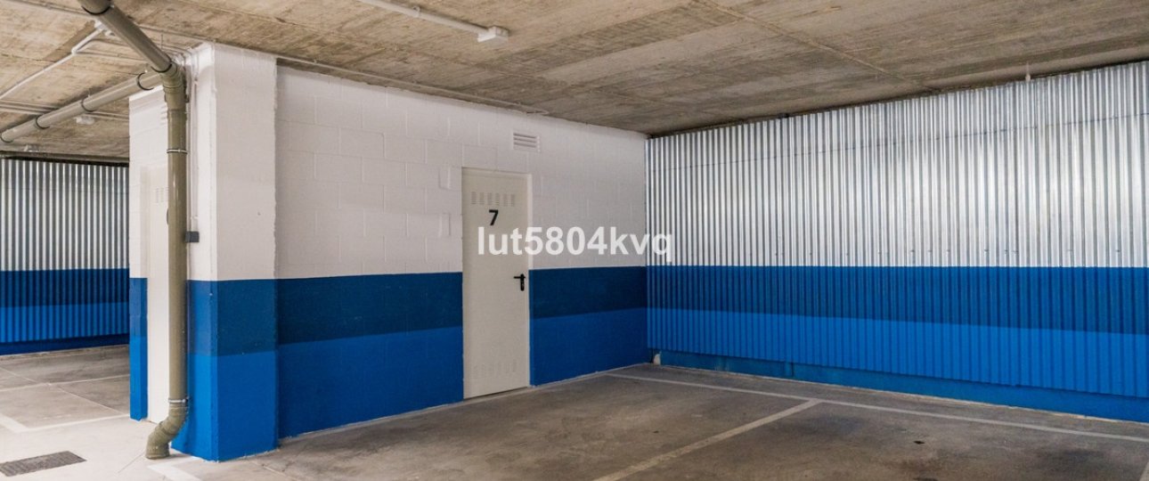 Resale - apartment - Estepona - Estepona Centro