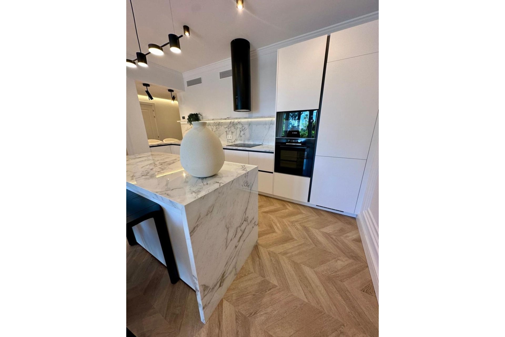 Resale - apartment - Estepona - Estepona Centro