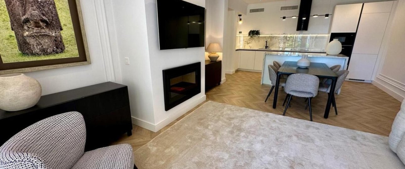 Resale - apartment - Estepona - Estepona Centro