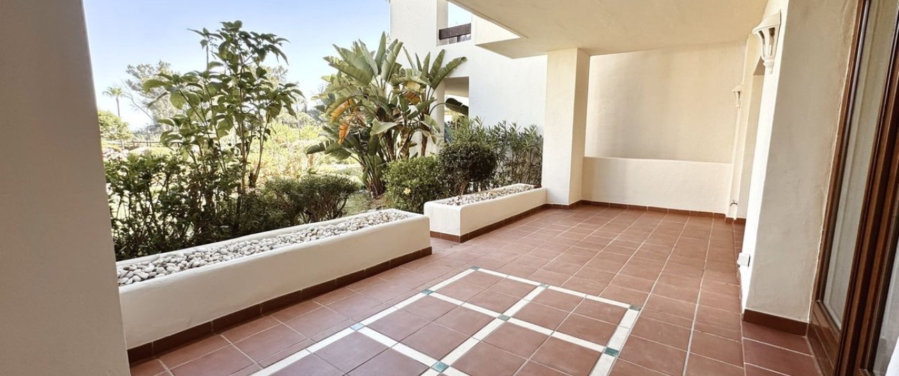 Resale - apartment - Estepona - Estepona Centro