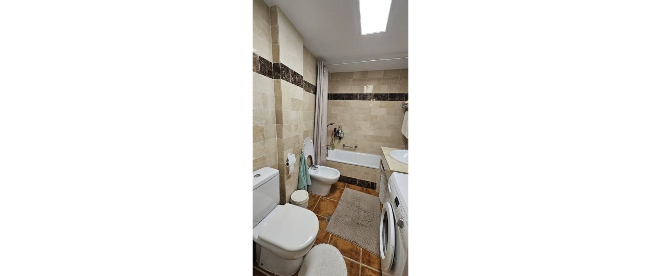 Resale - apartment - Estepona - Estepona Centro