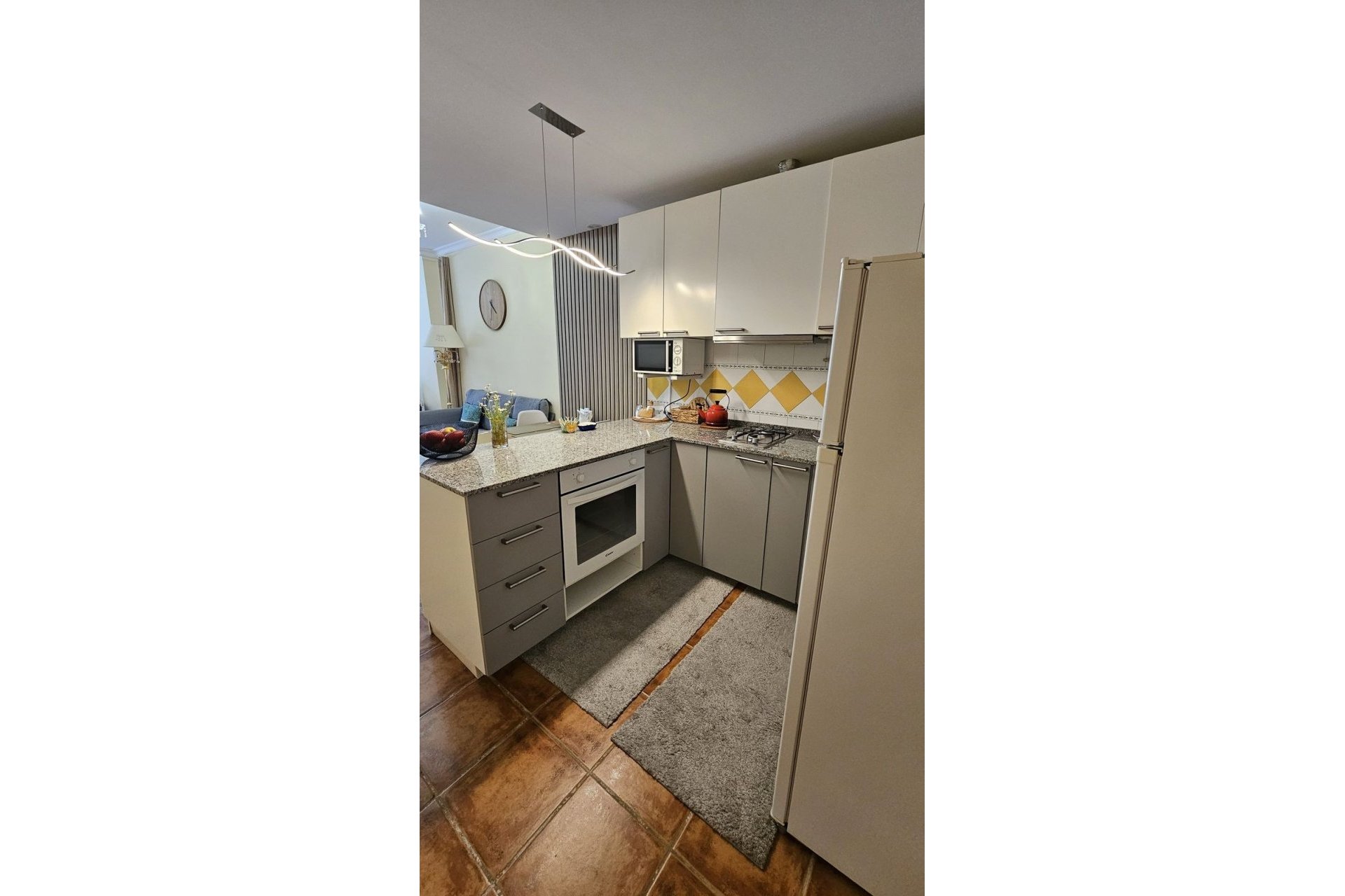 Resale - apartment - Estepona - Estepona Centro