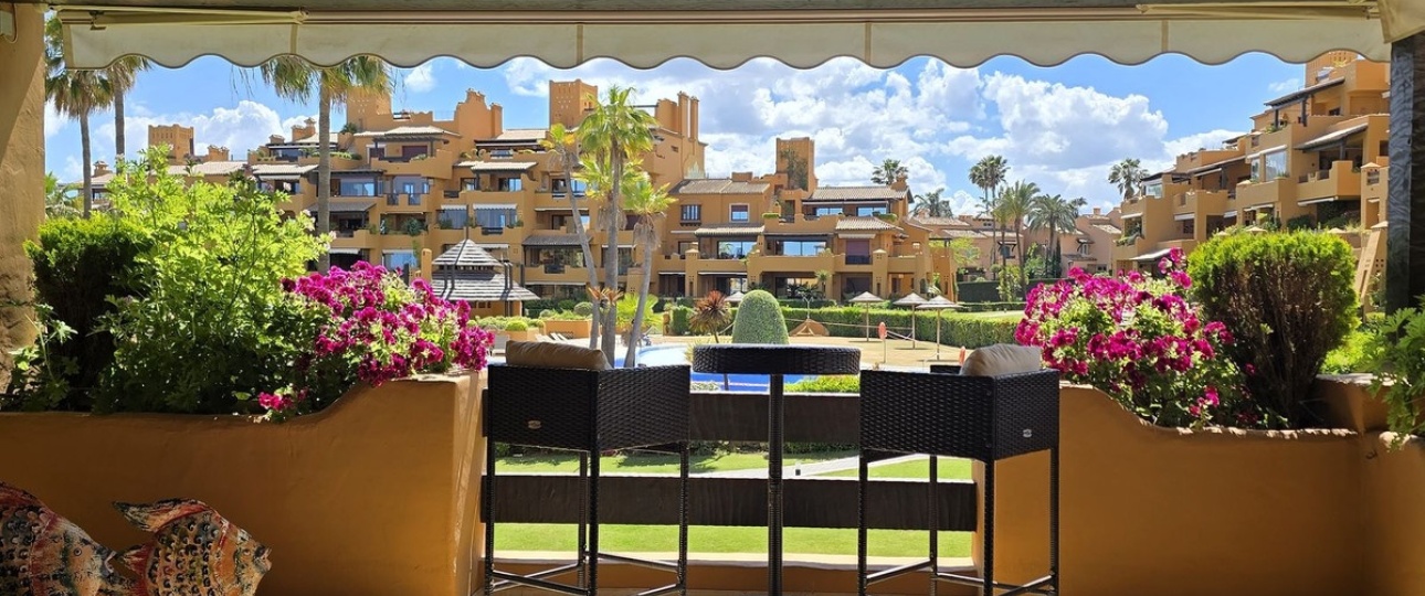 Resale - apartment - Estepona - Estepona Centro