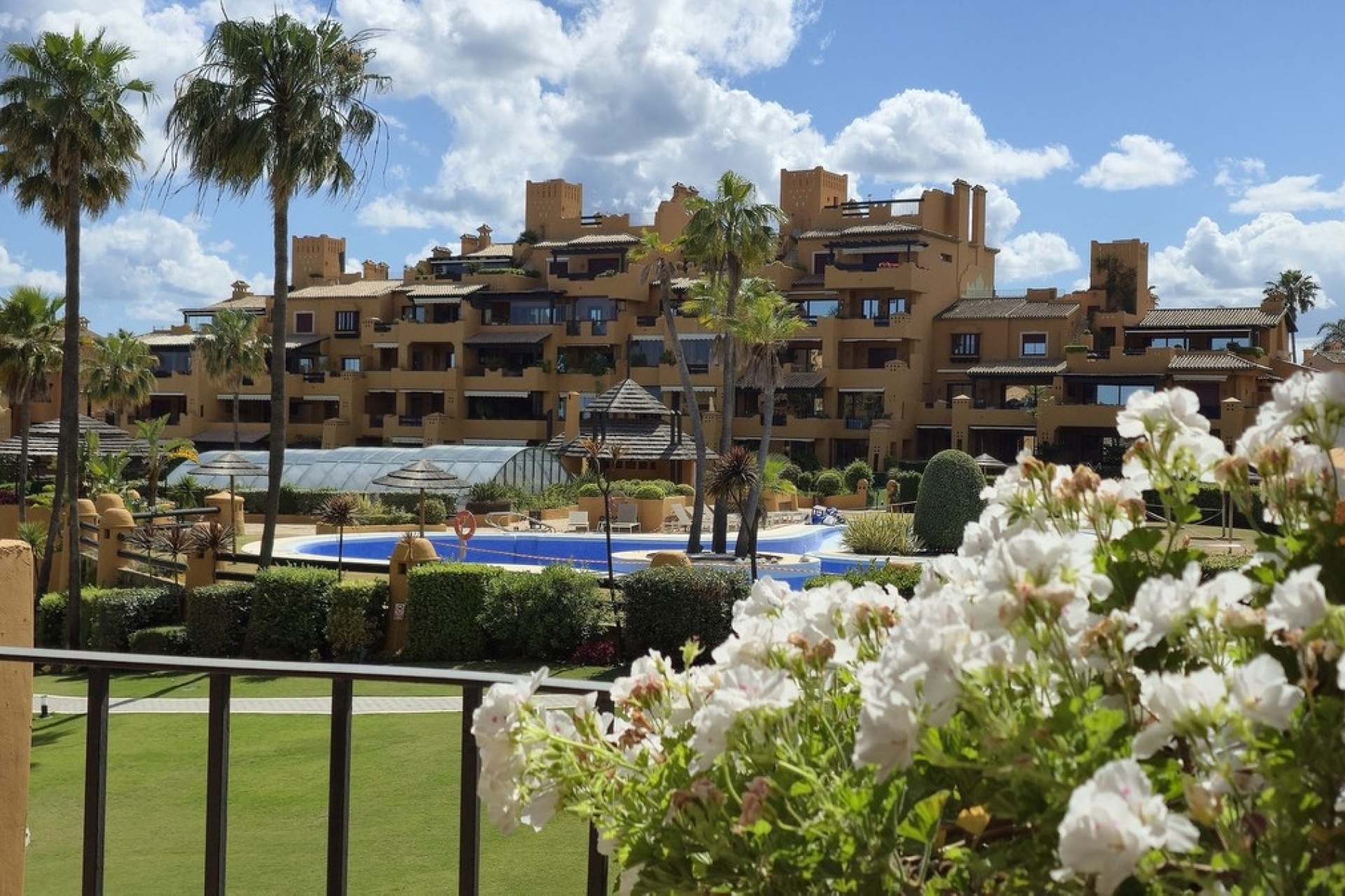 Resale - apartment - Estepona - Estepona Centro