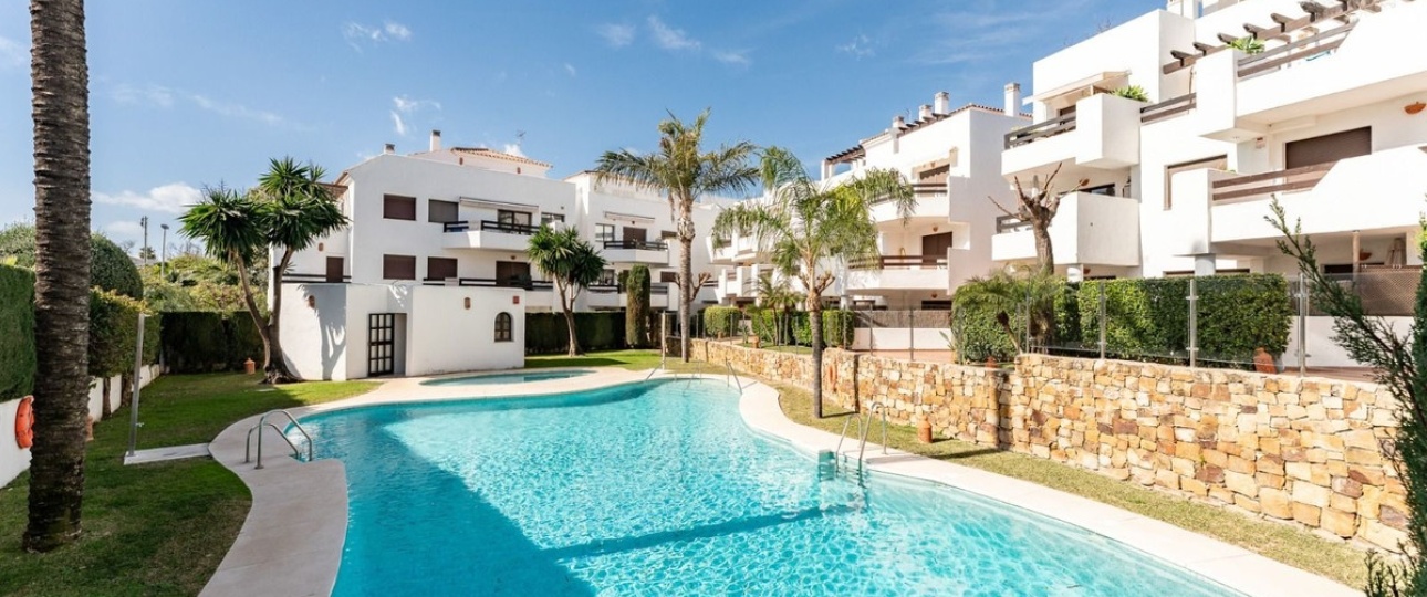 Resale - apartment - Estepona - Estepona Centro