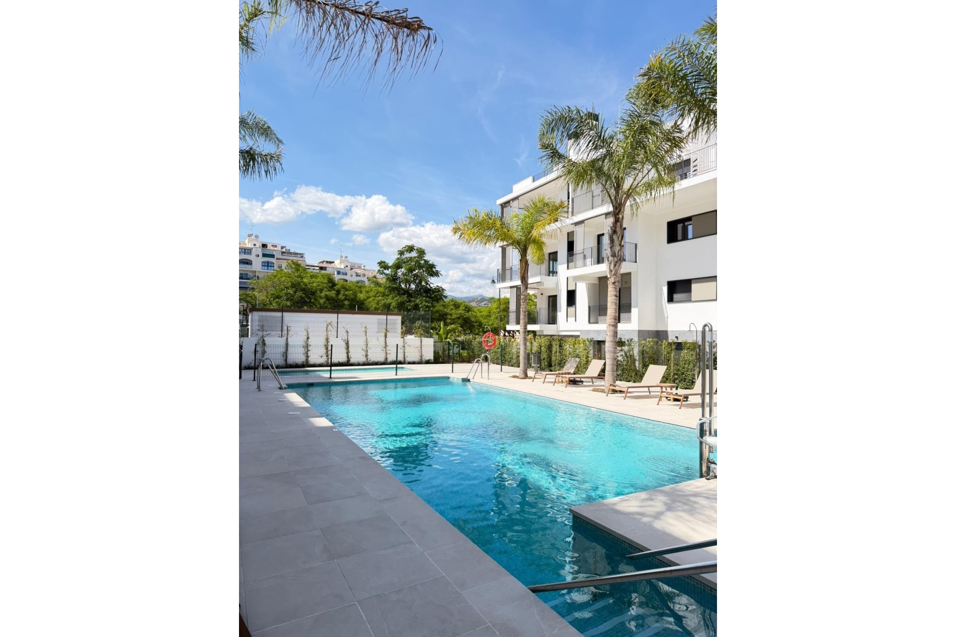 Resale - apartment - Estepona - Estepona Centro